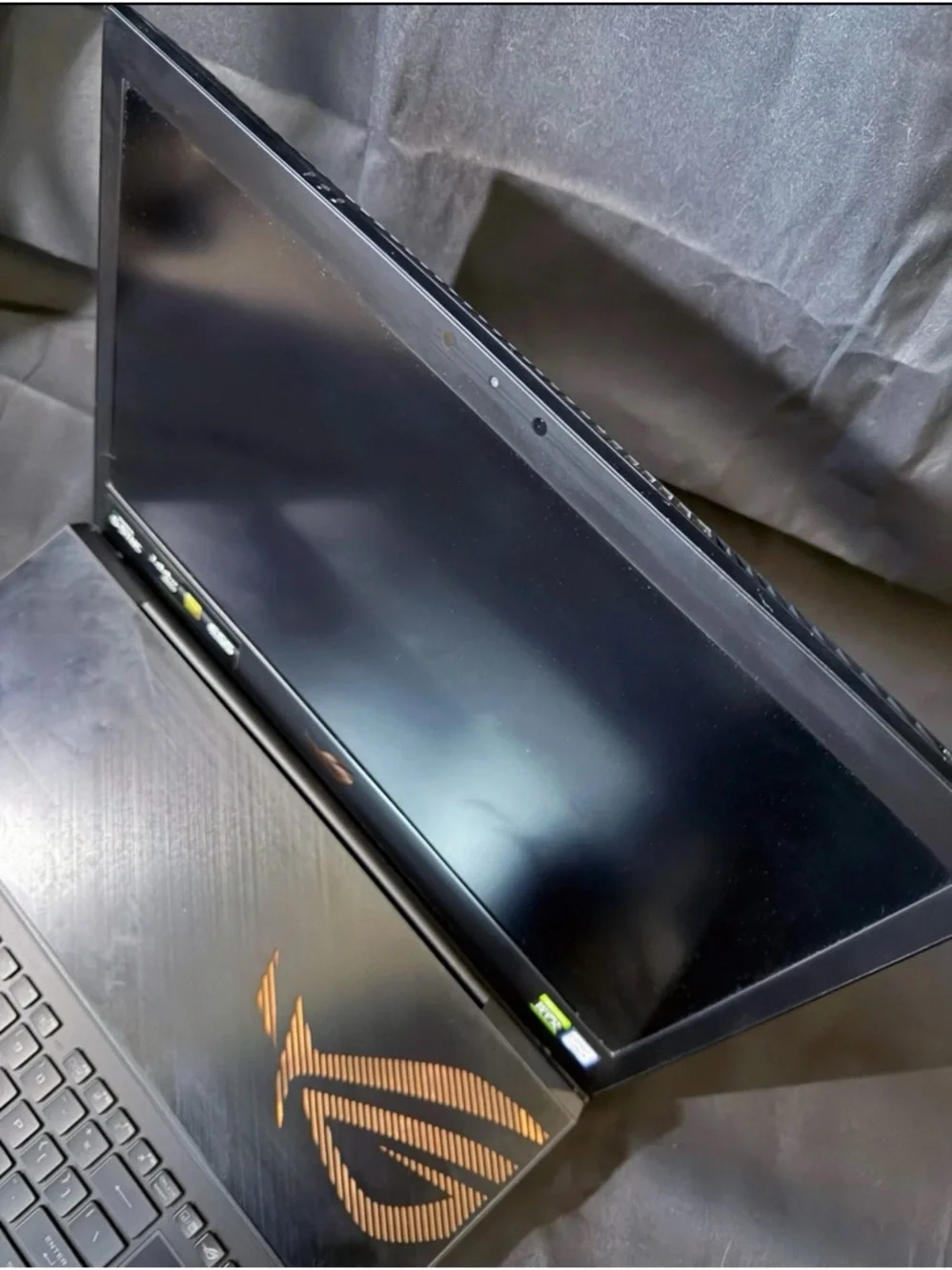 RARE!* ROG ASUS MOTHERSHIP GZ700GX 17.3